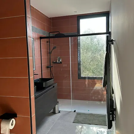 Contemporary In Southern Corsica Tatil Evi *